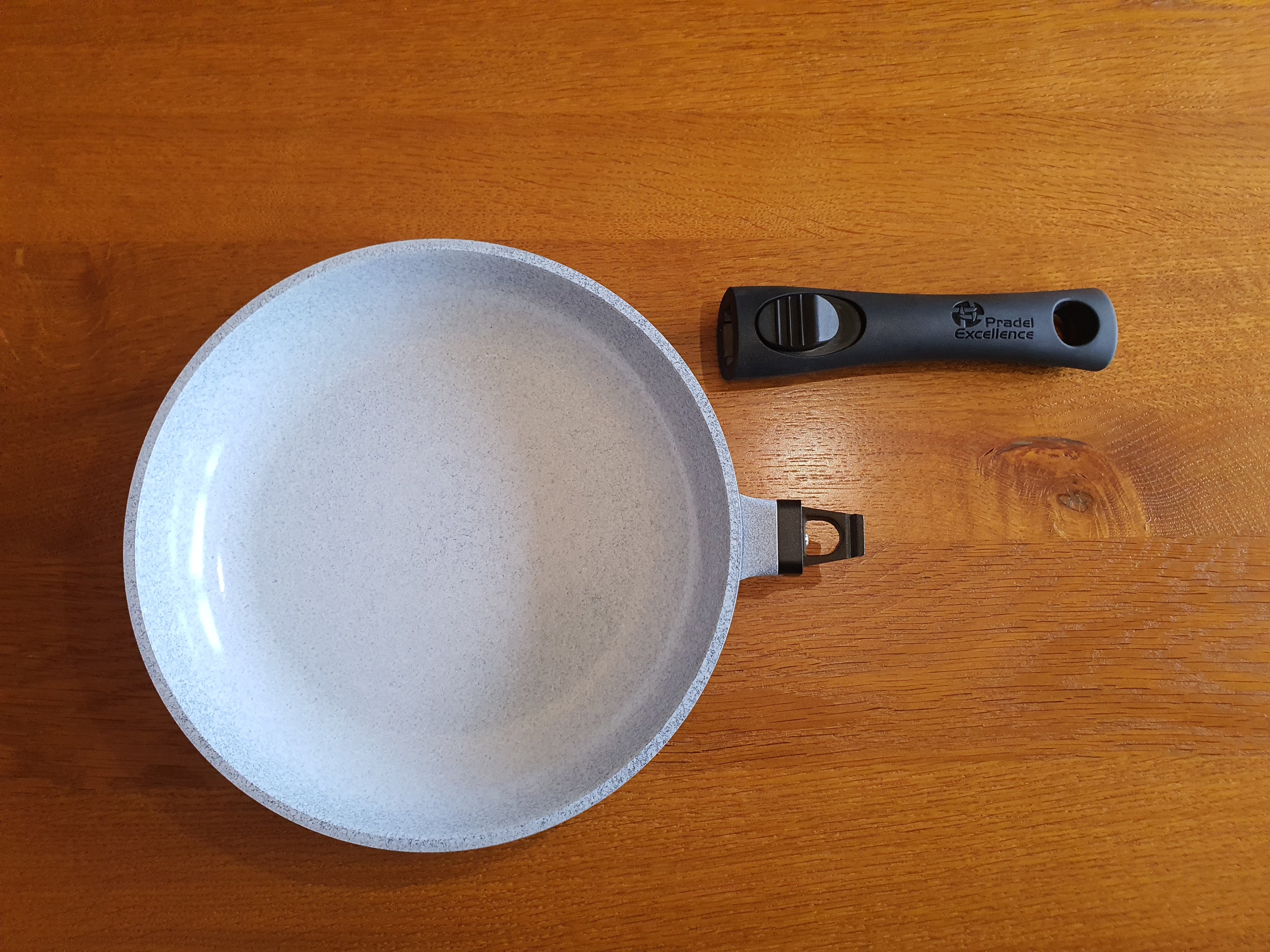 Poêle céramique 24 cm manche amovible
